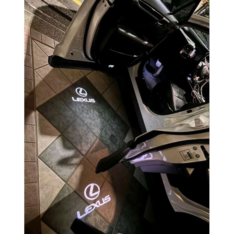 ✔️→蝦皮超殺 熱呼呼動態Lexus超亮玻璃款一入 一般款二入新NXES RX GS IS ES UX RZ 直上迎賓燈